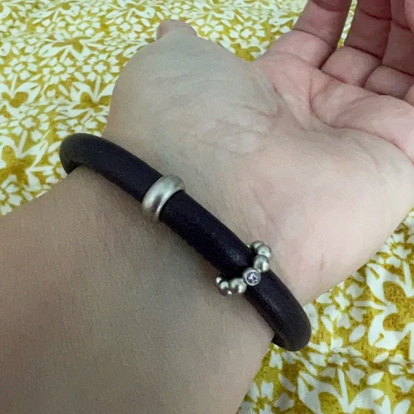 JLO Endless Bracelet - Picture 2 of 4